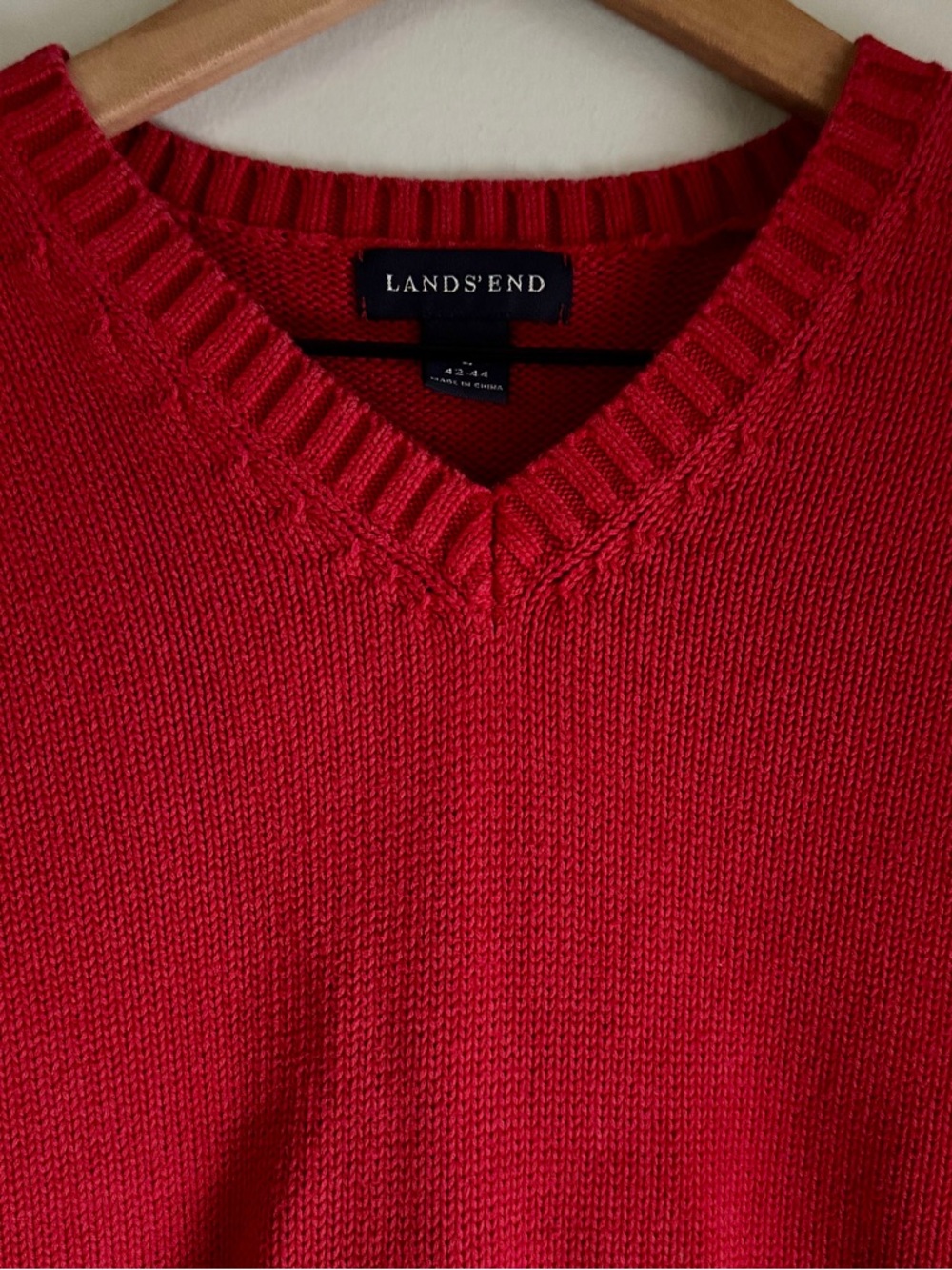 Vintage 90’s Lands’ End Red V-Neck Pullover Sweater Vest Size Large 42-44 - Picture 5 of 8